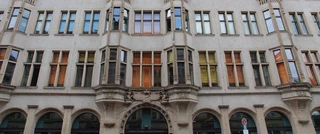 Fassade eines Gebäudes der Humboldt-Universität zu Berlin